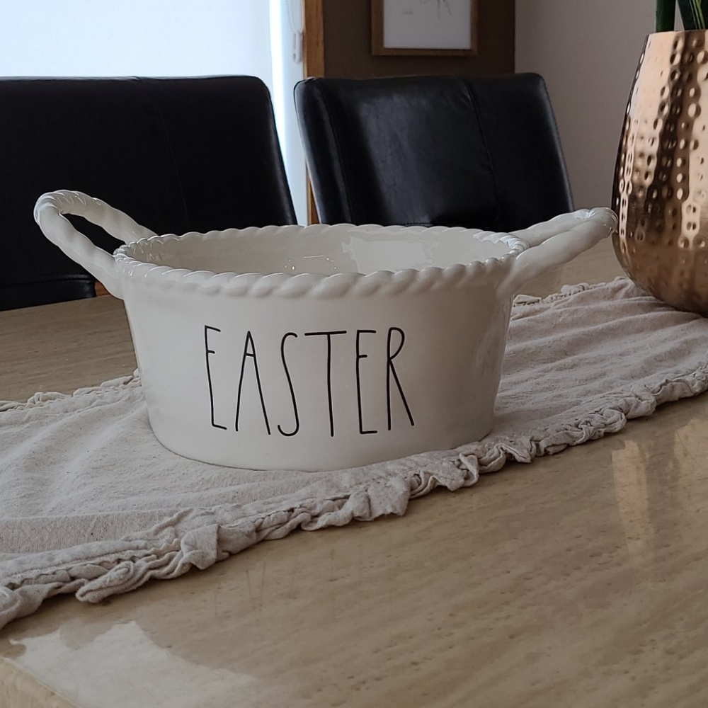 Rae Dunn Easter Bowl